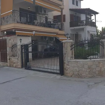 Metaxenia's House 101