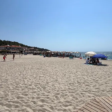 Metaxenia's House 101 *