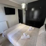 Case de vacanță Metaxenia's House 101 *