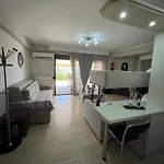 Case de vacanță Metaxenia's House 101 *