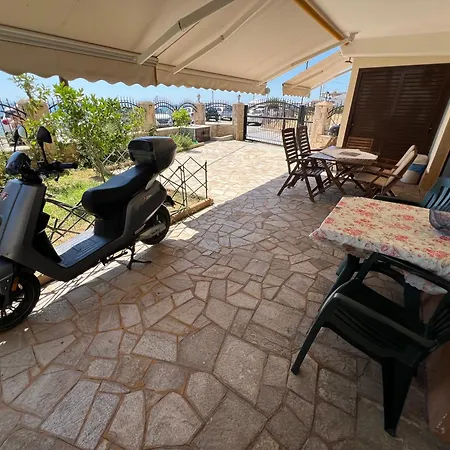 Metaxenia's House 101