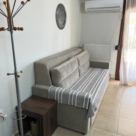 Holiday home Metaxenia's House 101