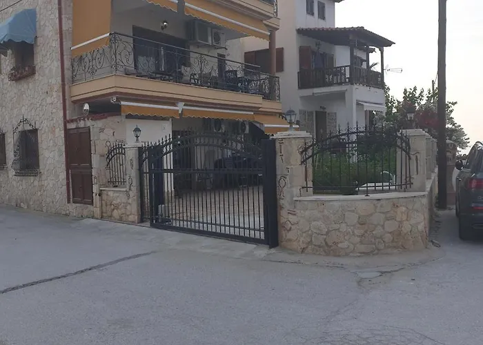 Metaxenia's House 101