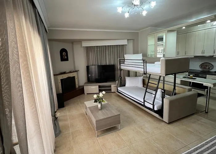 Metaxenia's House 101 * Nea Skioni
